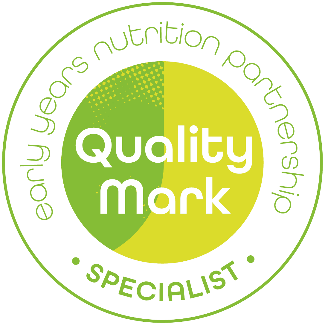 EYN Specialist QualityMark Logo AW v1 01